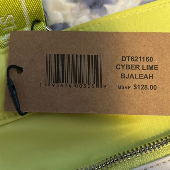 Steve Madden travel bag - Picture 16 of 16